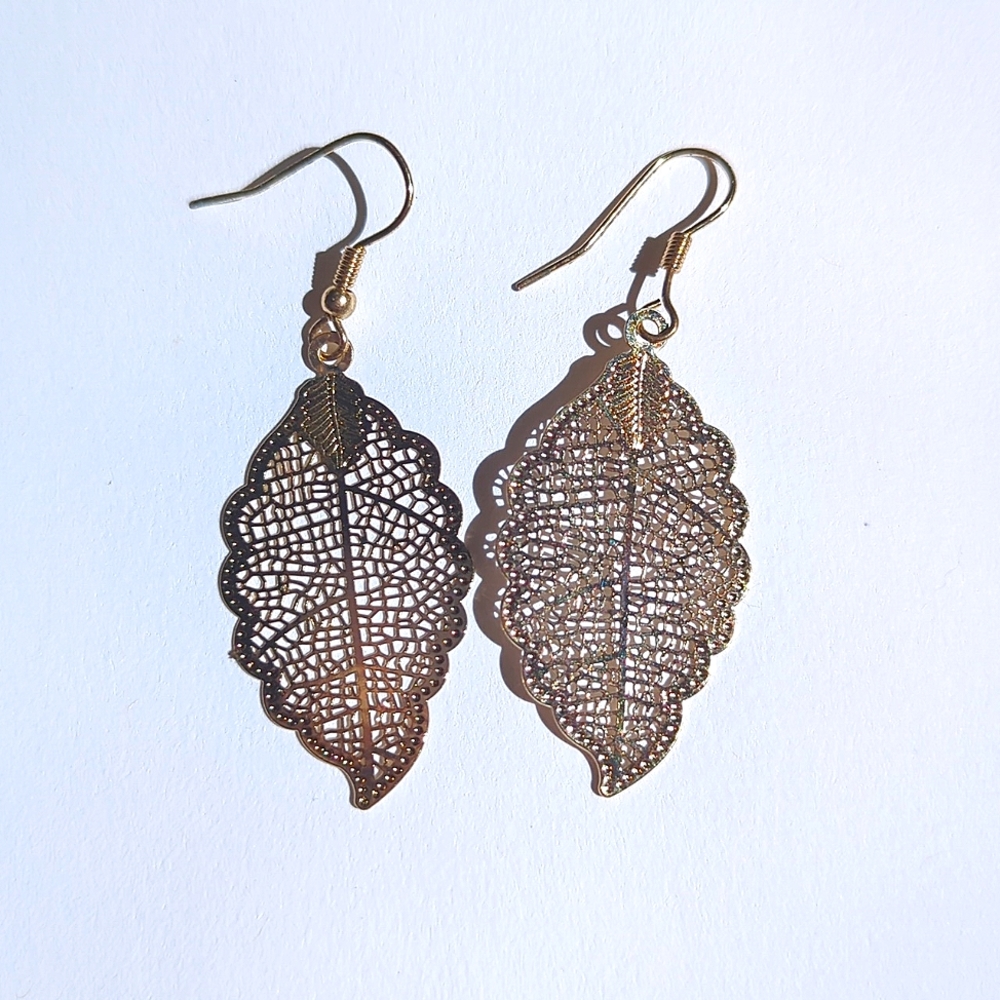 Gold leaf earrings